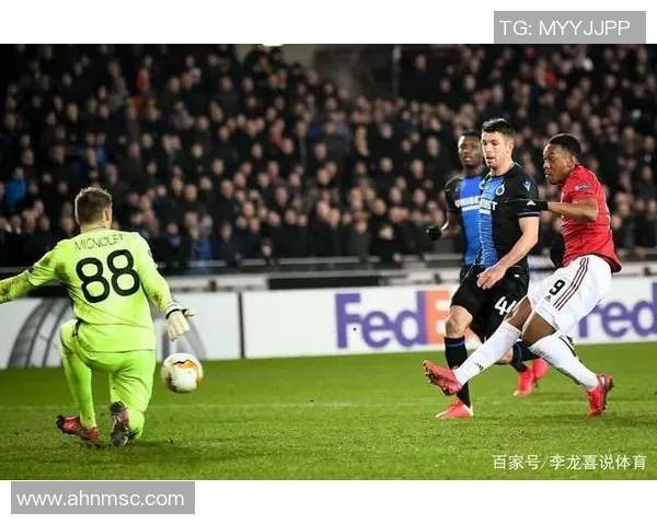 亨克与色格拉的激烈对决解析及赛后精彩瞬间回顾